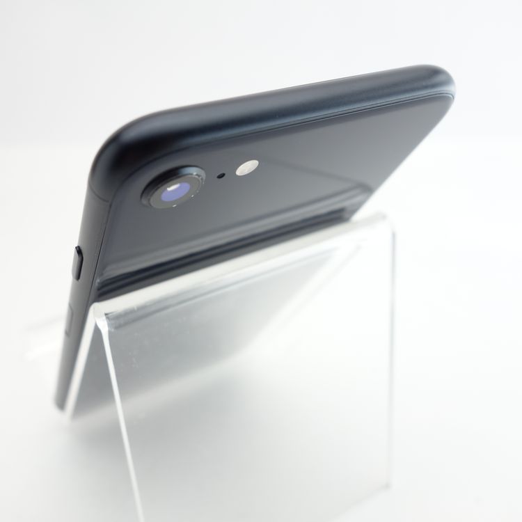 ��SIM�ե꡼��iPhoneSE3 64GB �ߥåɥʥ��� ����90�� �������¡�