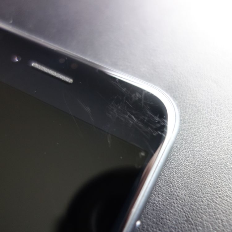 �ڥ���󥯡�iPhoneSE2 64GB �֥�å� ����100�� ����������