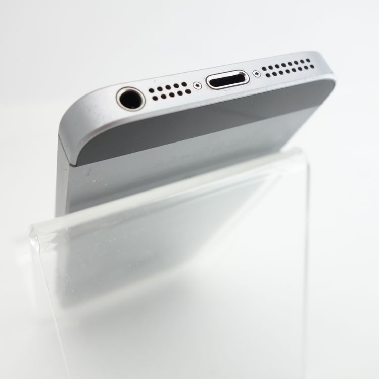 ��SIM�ե꡼��iPhoneSE 64GB ���ڡ������쥤 ����100�� Apple���ȥ���