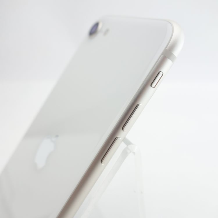 ��SIM�ե꡼��iPhoneSE3 64GB �������饤�� ����100�� �������¡�