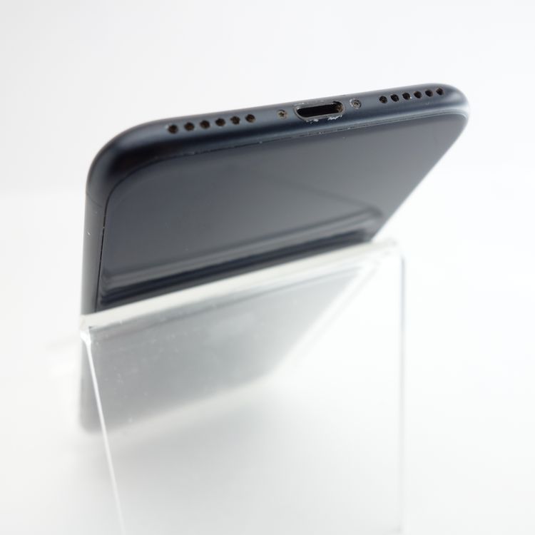 SIMե꡼iPhoneSE3 64GB ߥåɥʥ 84 ݾ