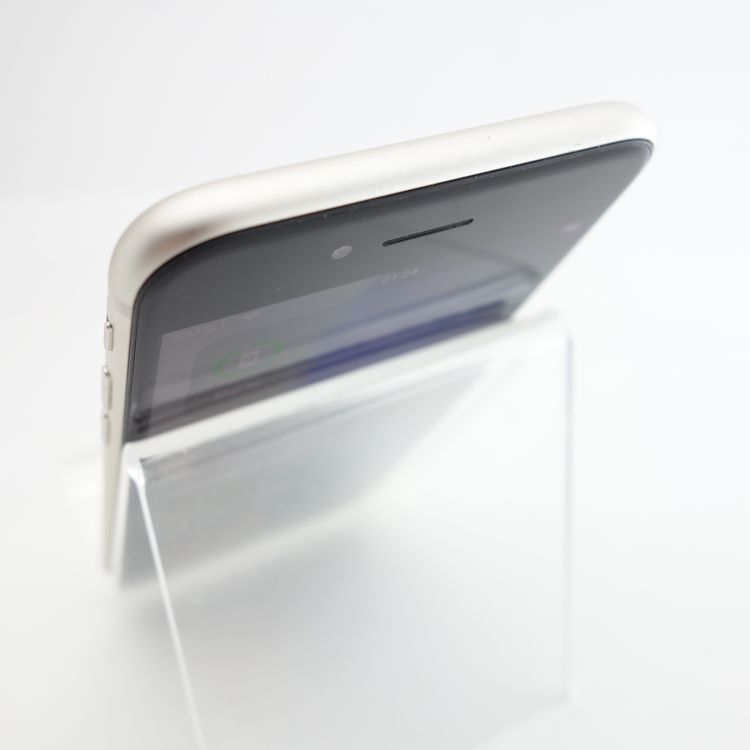 ��SIM�ե꡼��iPhoneSE3 64GB �������饤�� ����89�� �������¡�