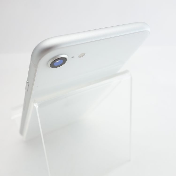 ��SIM�ե꡼��iPhoneSE2 64GB �ۥ磻�� ����100�� �������¡�