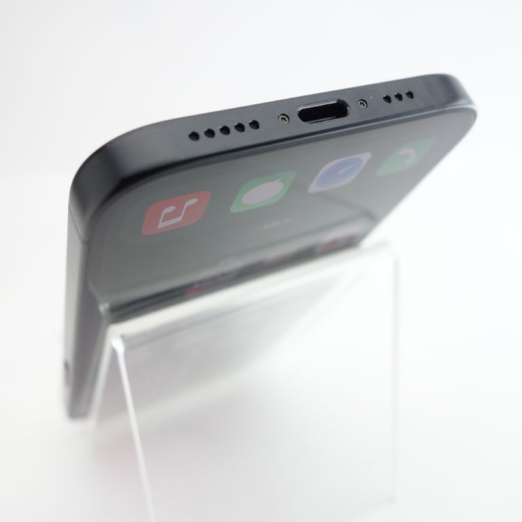 ��SIM�ե꡼��iPhone15 128GB �֥�å� ����99% �������¡�
