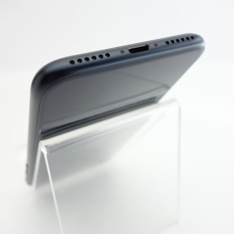 ��SIM�ե꡼��iPhoneSE3 64GB �ߥåɥʥ��� ����99�� �������¡�