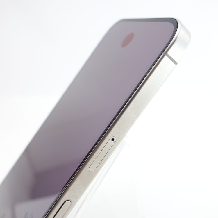 ��SIM�ե꡼��iPhone15Pro 256GB �ʥ���������˥��� ����86�� ���ȥ���