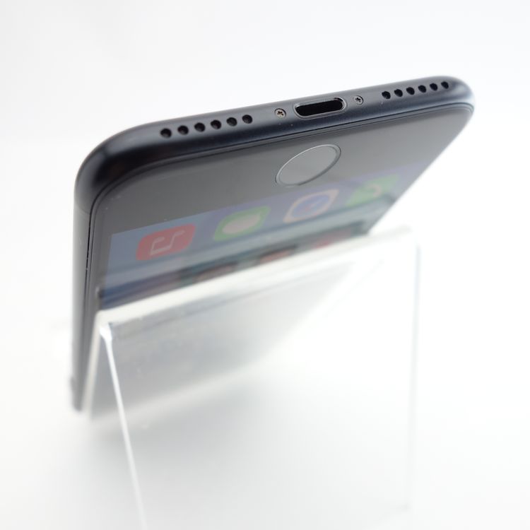 ��SIM�ե꡼��iPhoneSE2 64GB �֥�å� ����92�� �������¡�