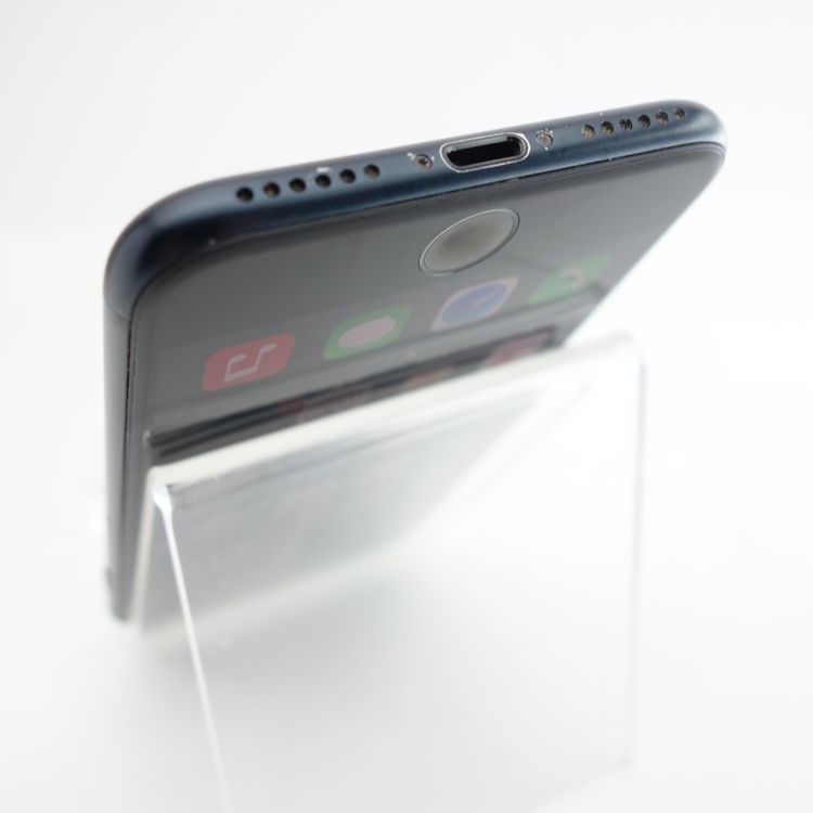 ��SIM�ե꡼��iPhoneSE3 128GB �ߥåɥʥ��� ����84�� �������¡�
