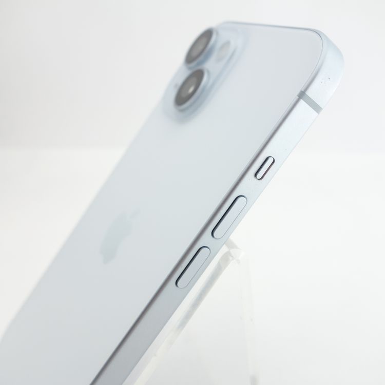 ��SIM�ե꡼��iPhone15 128GB �֥롼 ����86% �������¡�