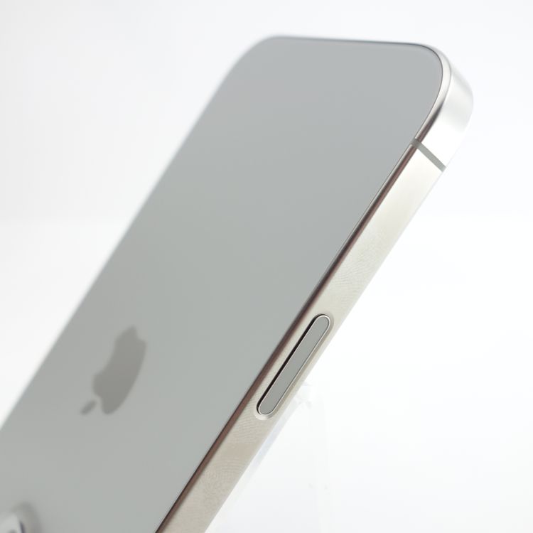 ��SIM�ե꡼��iPhone16 Pro 256GB �ʥ���������˥��� ����92��