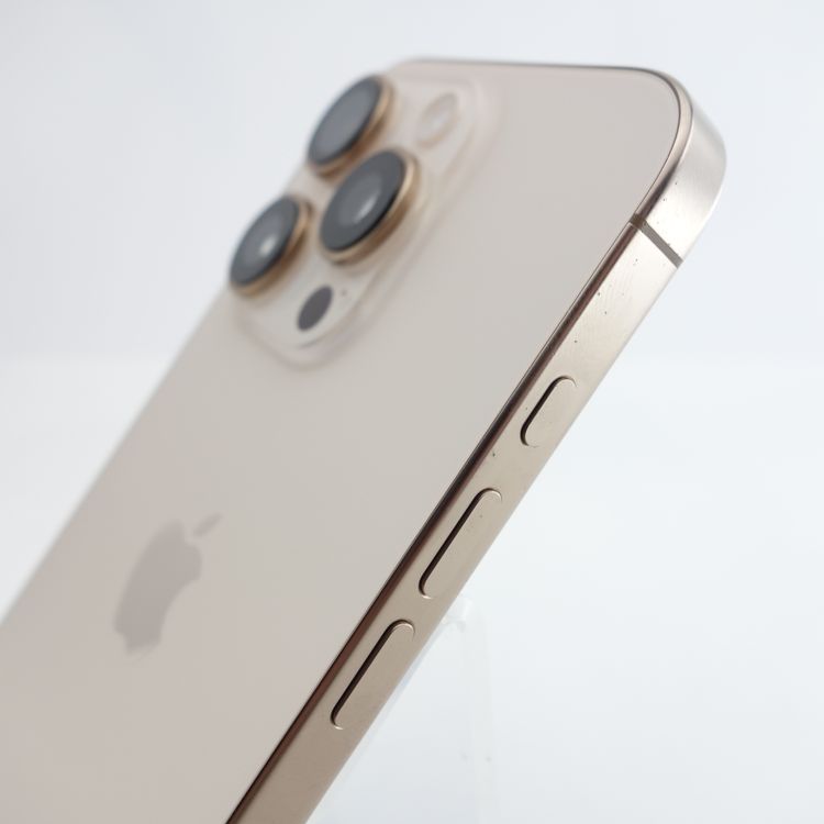 ��SIM�ե꡼��iPhone16 Pro 128GB �ǥ����ȥ����˥��� ����99��