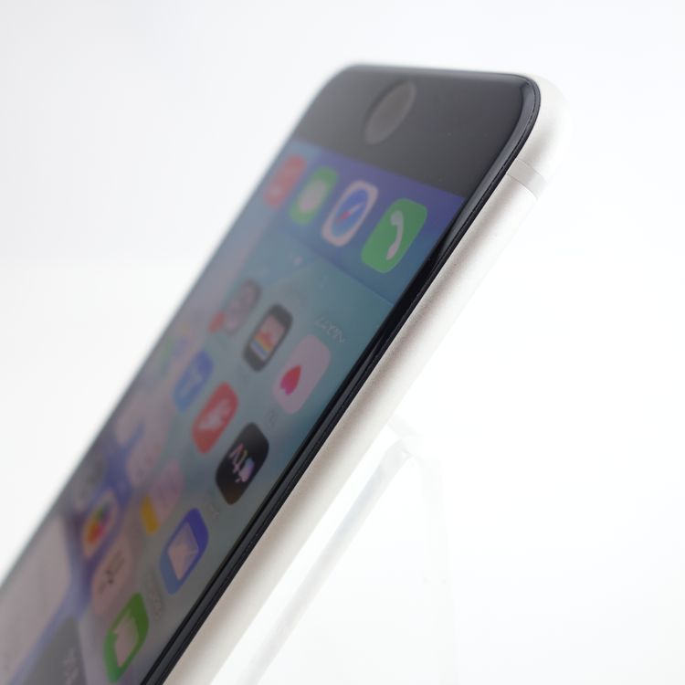 ��SIM�ե꡼��iPhoneSE3 128GB �������饤�� ����87�� Apple���ȥ���