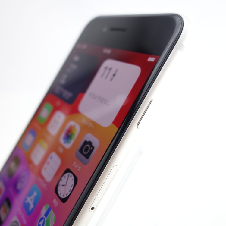 ��SIM�ե꡼��iPhoneSE2 128GB �ۥ磻�� ����100�� �������¡�