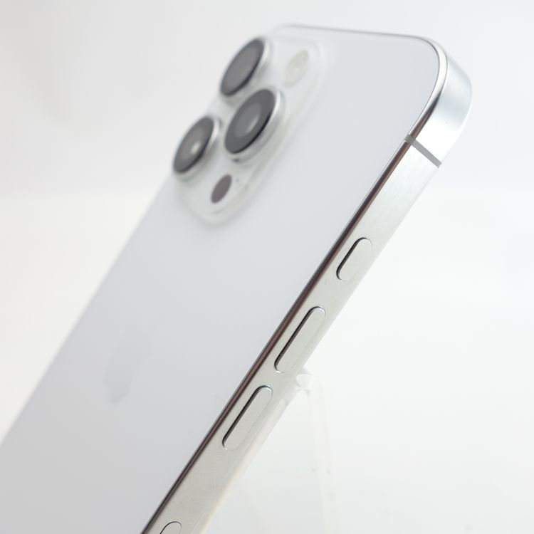 ��SIM�ե꡼��iPhone16 Pro 128GB �ۥ磻�ȥ����˥��� ����100��