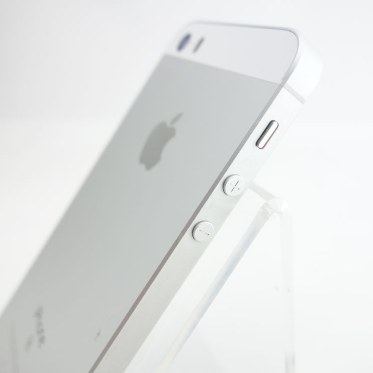 ��SIM�ե꡼��iPhoneSE 128GB ����С� ����100�� �������¡�