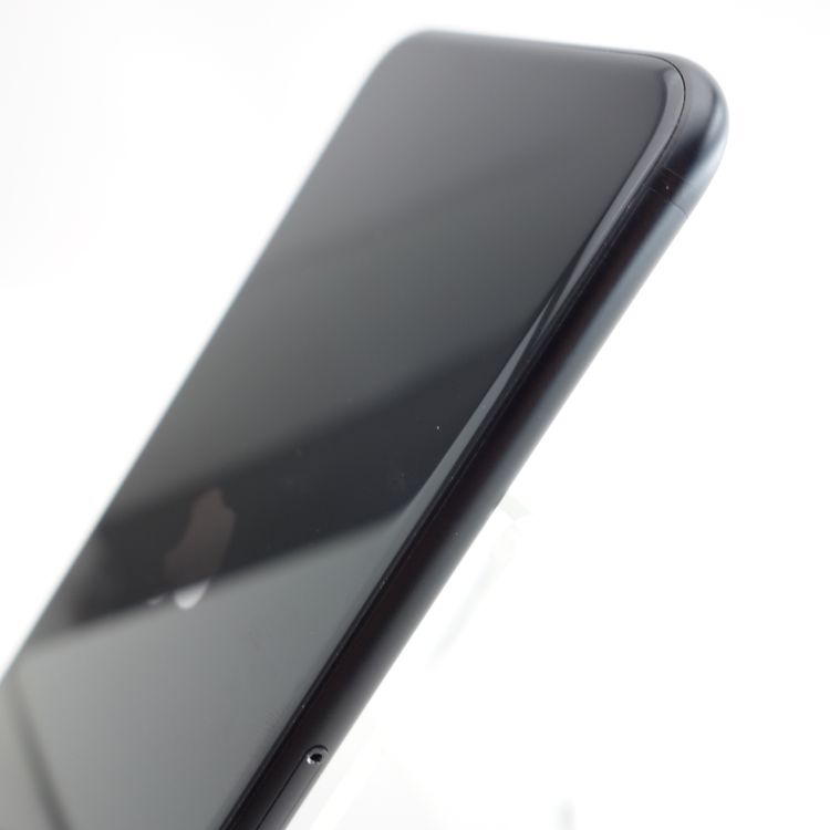 ��SIM�ե꡼��iPhoneSE2 64GB �֥�å� ����90�� �������¡�