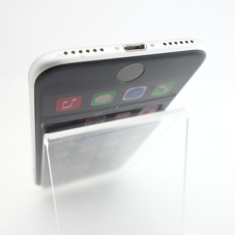 ��SIM�ե꡼��iPhoneSE2 128GB �ۥ磻�� ����86�� �������¡�