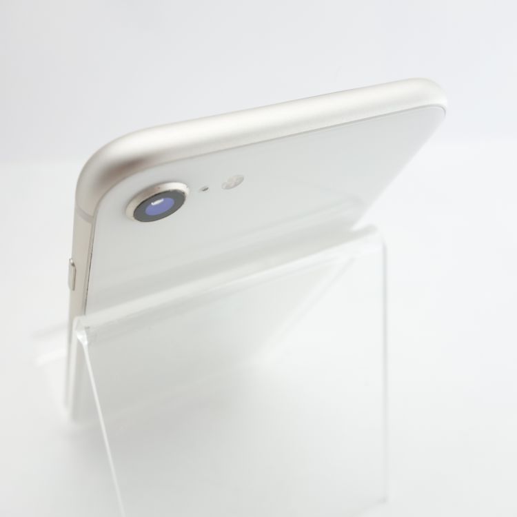 ��SIM�ե꡼��iPhoneSE3 64GB �������饤�� ����90�� �������¡�