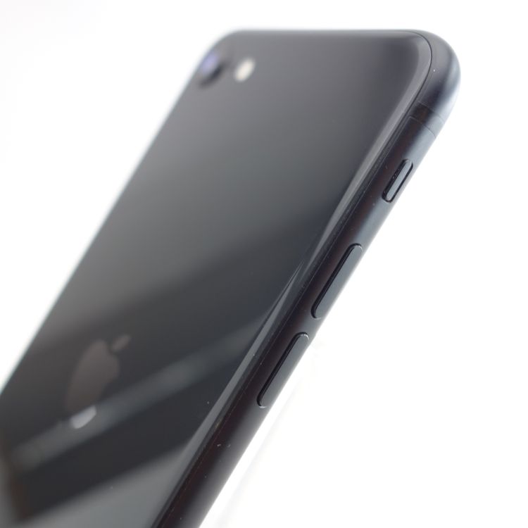 ��SIM�ե꡼��iPhoneSE2 64GB �֥�å� ����87�� �������¡�