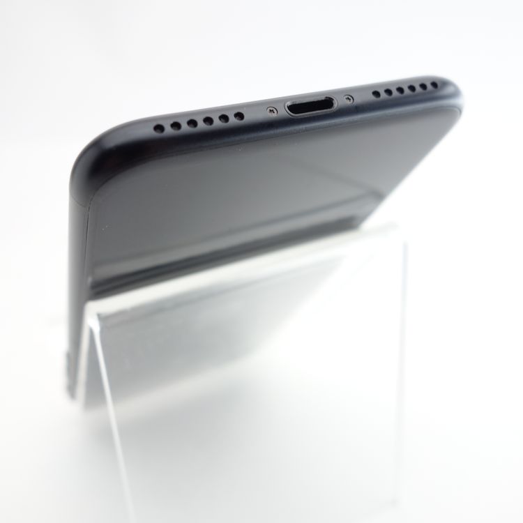 ��SIM�ե꡼��iPhoneSE2 64GB �֥�å� ����92�� �������¡�