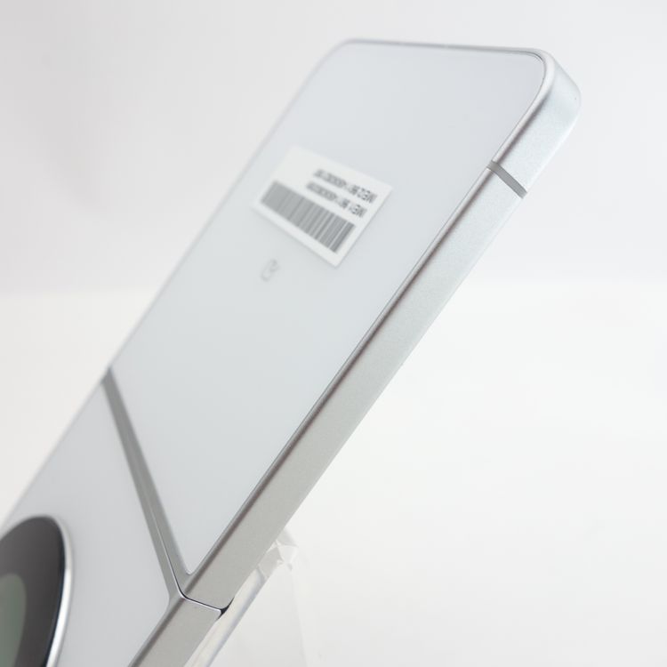 ��SIM�ե꡼��Libero Flip A304ZT �ۥ磻�� �������¡� Y!mobile��