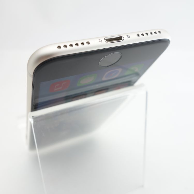 ��SIM�ե꡼��iPhoneSE3 64GB �������饤�� ����100�� �������¡�