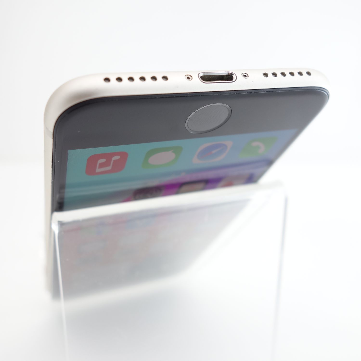 SIMフリー iPhoneSE 第3世代 64GB バッテリー容量85％ iPhone SE (第3世代)｜価格比較・SIMフリー・最新情報 - 価格.com