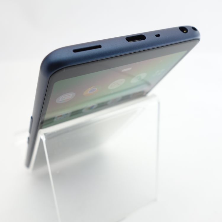 ��SIM�ե꡼��arrows Be3 F-02L �֥�å� �������¡� docomo��