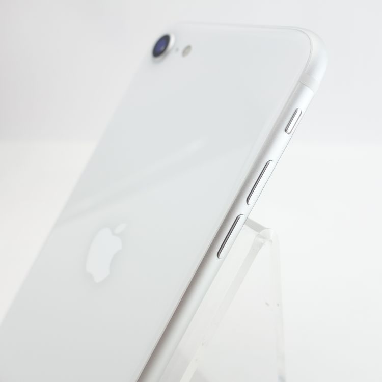 ��SIM�ե꡼��iPhoneSE2 64GB �ۥ磻�� ����86�� �������¡�
