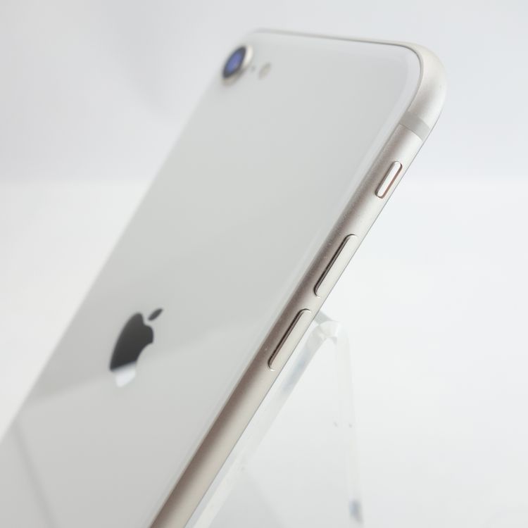 ��SIM�ե꡼��iPhoneSE3 128GB �������饤�� ����82�� �������¡�
