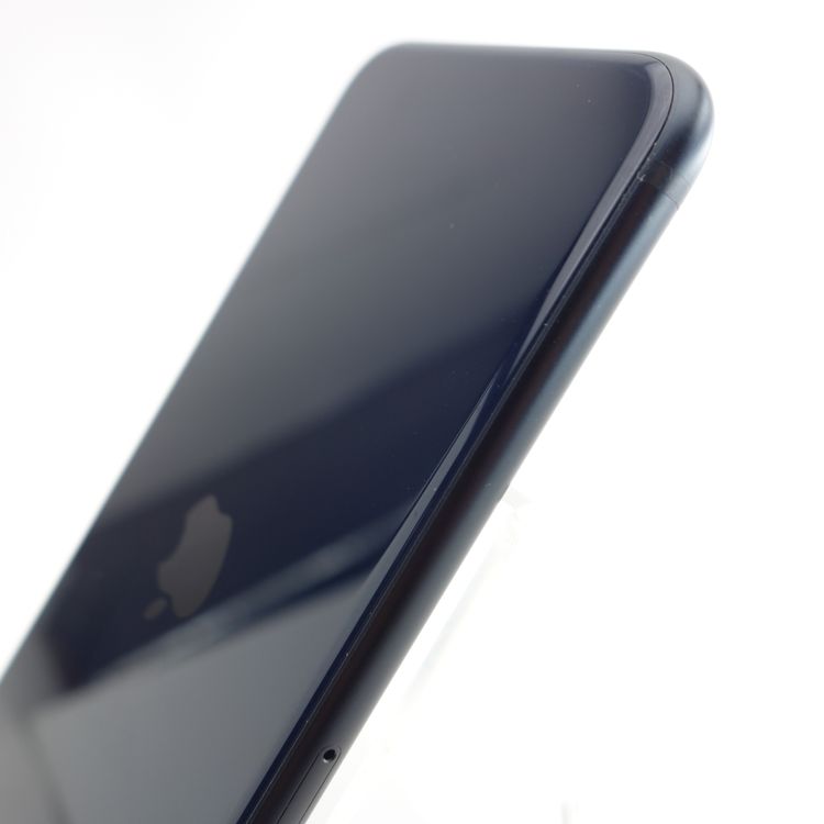 ��SIM�ե꡼��iPhoneSE3 64GB �ߥåɥʥ��� ����88�� �������¡�