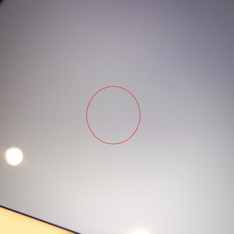 ��10.2�������iPad ��8���� 32GB ����С� ����94�� SIM�ե꡼