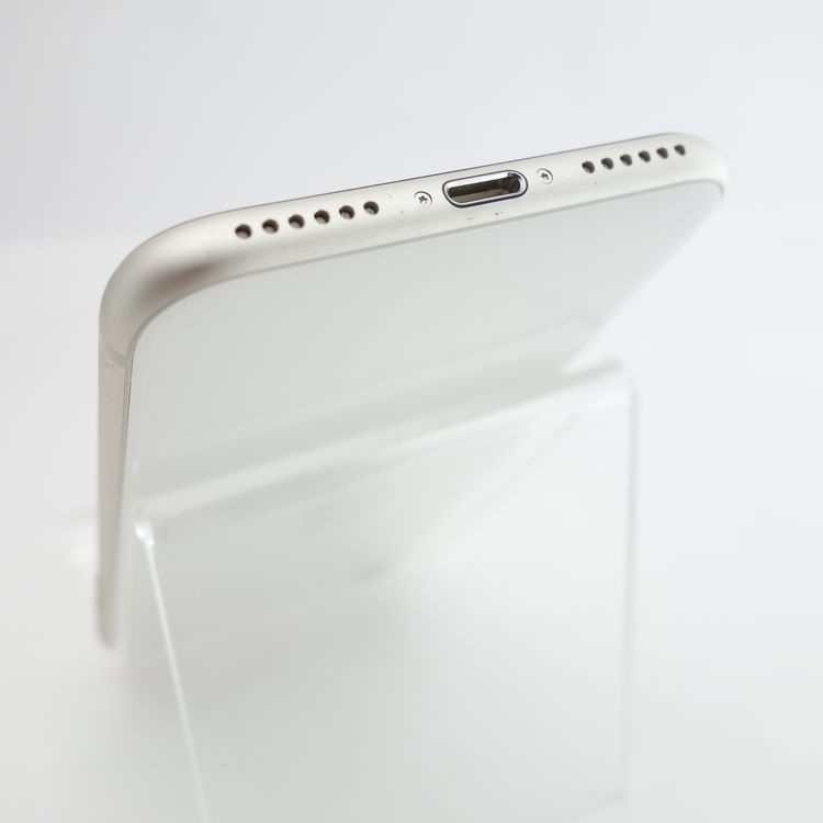 ��SIM�ե꡼��iPhoneSE3 128GB �������饤�� ����84�� �������¡�