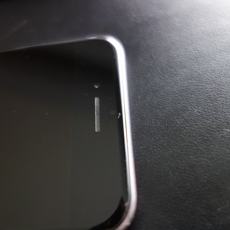 ��SIM�ե꡼��iPhone8 64GB ���ڡ������쥤 ����100�� �������¡�