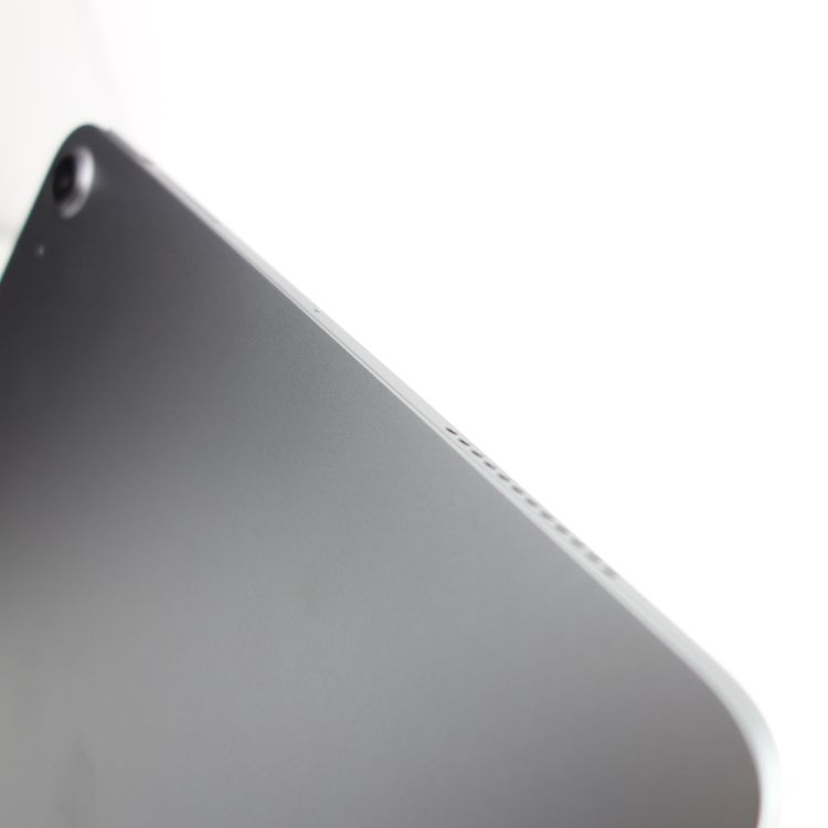 ��11�������iPad Air ��5���� 64GB ���ڡ������쥤 ����100�� Wi-Fi��ǥ�