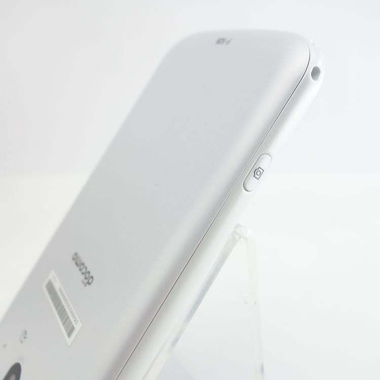 【SIMフリー】らくらくスマートフォン F-42A ホワイト 利用制限○ docomo版