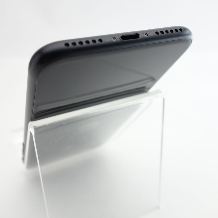 ��SIM�ե꡼��iPhoneSE3 64GB �ߥåɥʥ��� ����99�� �������¡�