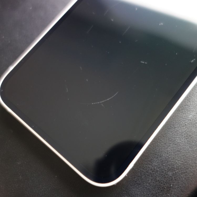 �ڥ���󥯡�iPhone13 128GB �������饤�� ����100�� ����������