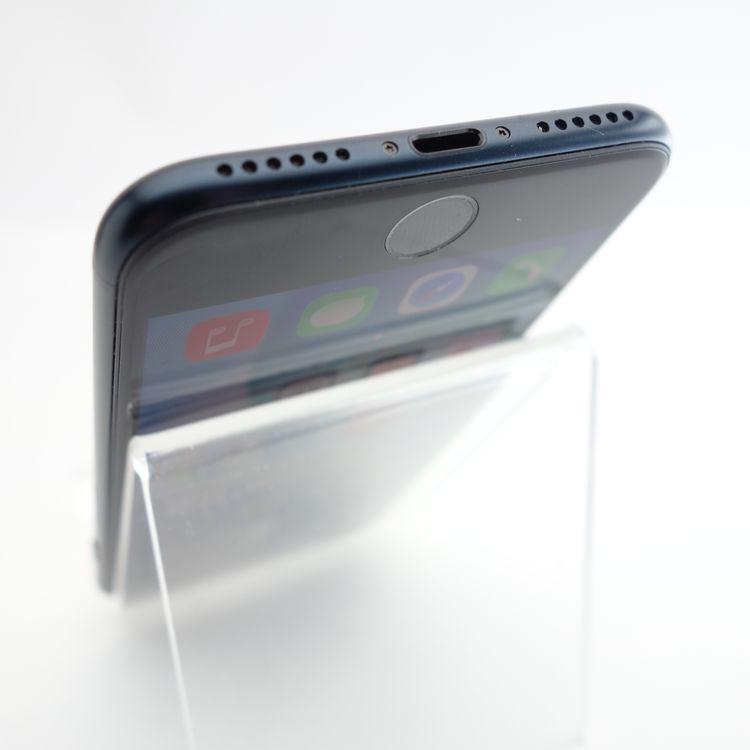 ��SIM�ե꡼��iPhoneSE3 128GB �ߥåɥʥ��� ����99�� �������¡�