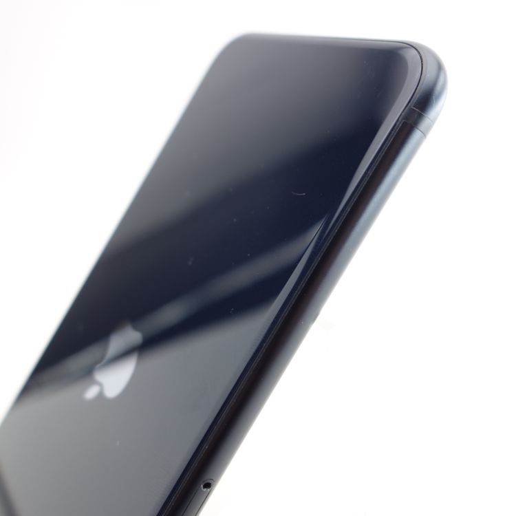 ��SIM�ե꡼��iPhoneSE3 64GB �ߥåɥʥ��� ����93�� �������¡�