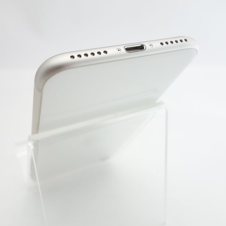 ��SIM�ե꡼��iPhoneSE3 64GB �������饤�� ����100�� �������¡�