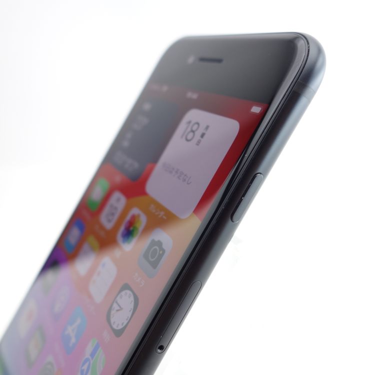 ��SIM�ե꡼��iPhoneSE2 64GB �֥�å� ����86�� �������¡�