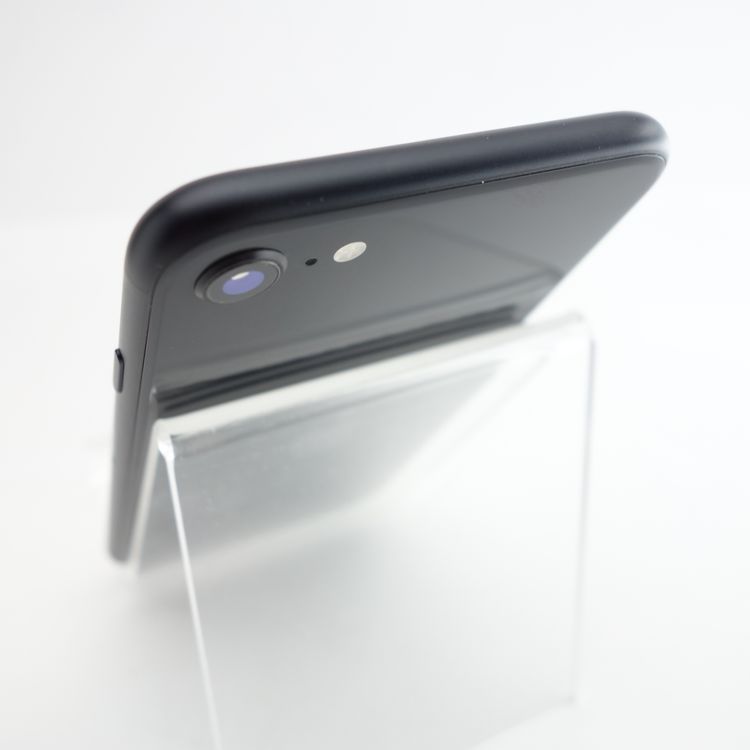 ��SIM�ե꡼��iPhoneSE2 128GB �֥�å� ����96�� �������¡�