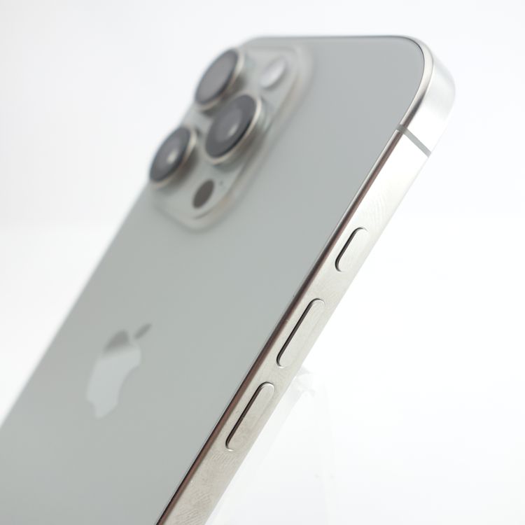 ��SIM�ե꡼��iPhone16 Pro 256GB �ʥ���������˥��� ����100��