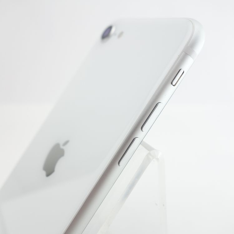 ��SIM�ե꡼��iPhoneSE2 128GB �ۥ磻�� ����86�� �������¡�