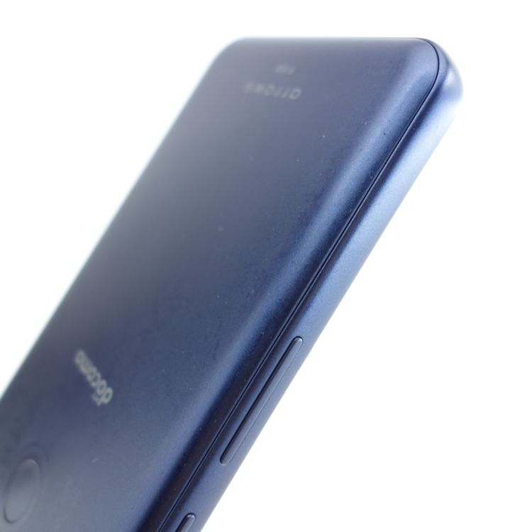 【SIMフリー】arrows We F-51B ネイビー 利用制限〇 docomo版