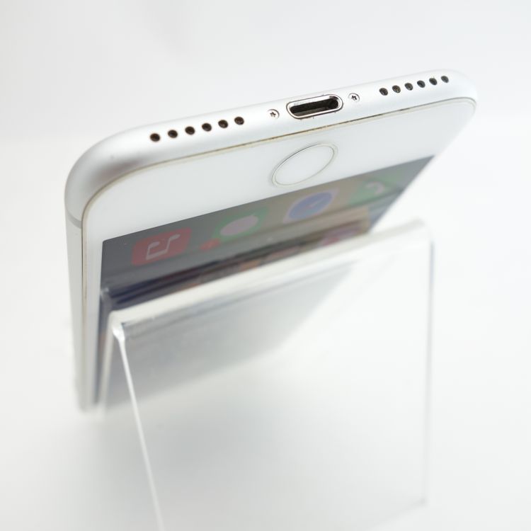 ��SIM�ե꡼��iPhone8 64GB ����С� ����100�� �������¡�