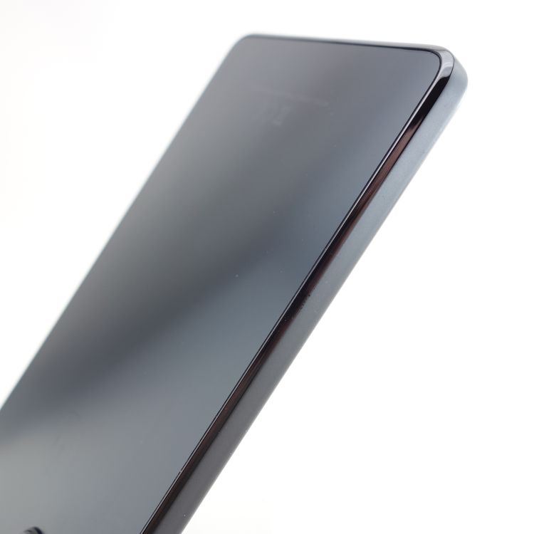 ��SIM�ե꡼��motorola edge 20 XT2143-1 �ե����ȥ��˥��� ������