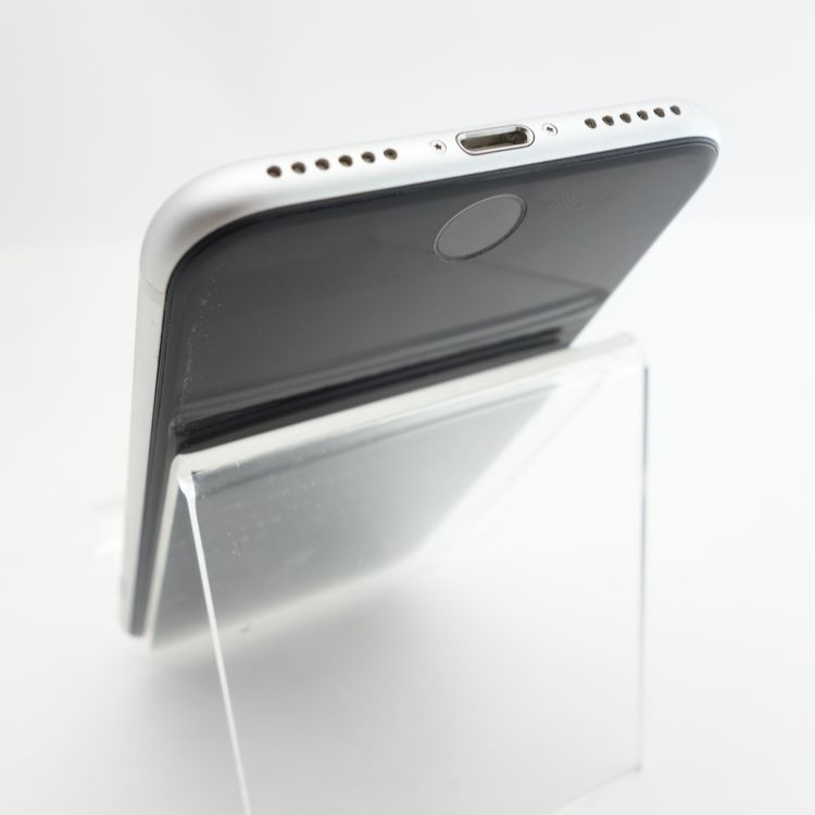 ��SIM�ե꡼��iPhoneSE2 64GB �ۥ磻�� ����90�� �������¡�