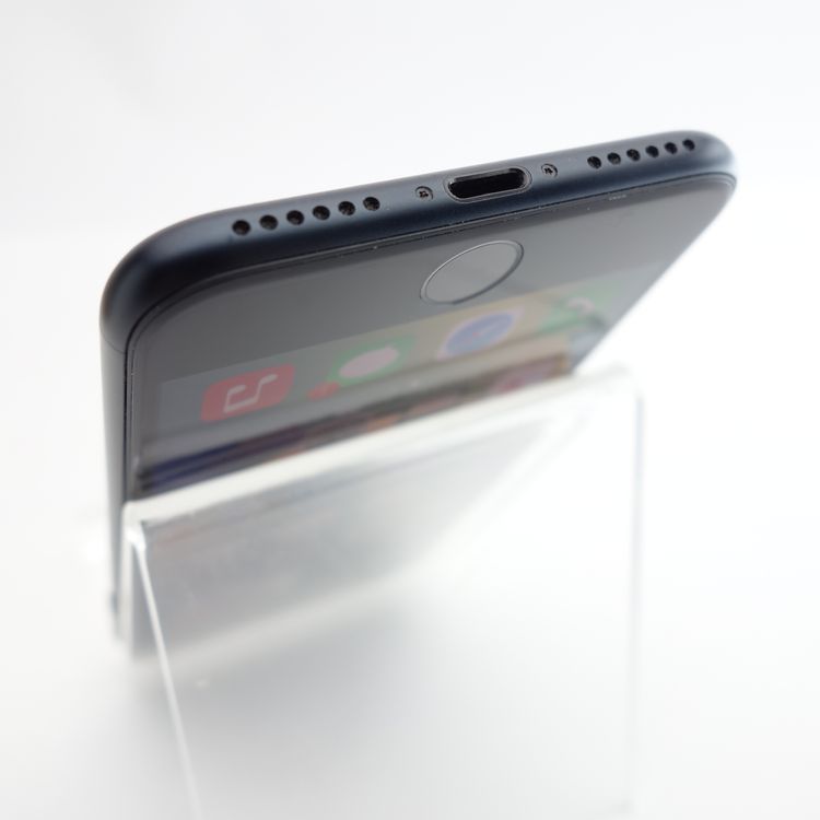 ��SIM�ե꡼��iPhoneSE3 64GB �ߥåɥʥ��� ����87�� �������¡�